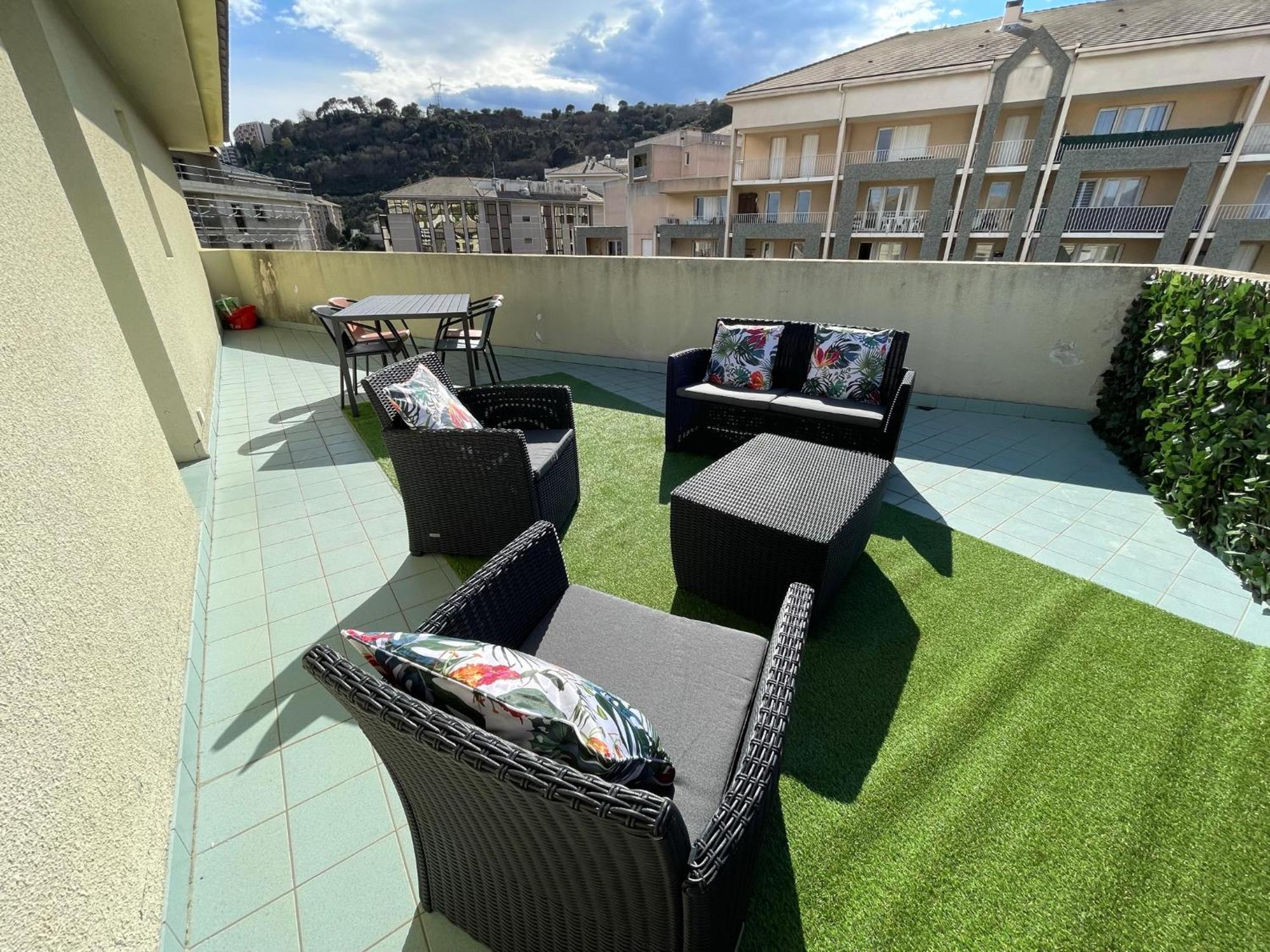 Grand T2 Proche Centre Ville, Vue Mer Et Montagne Bastia (Corsica) Exterior foto